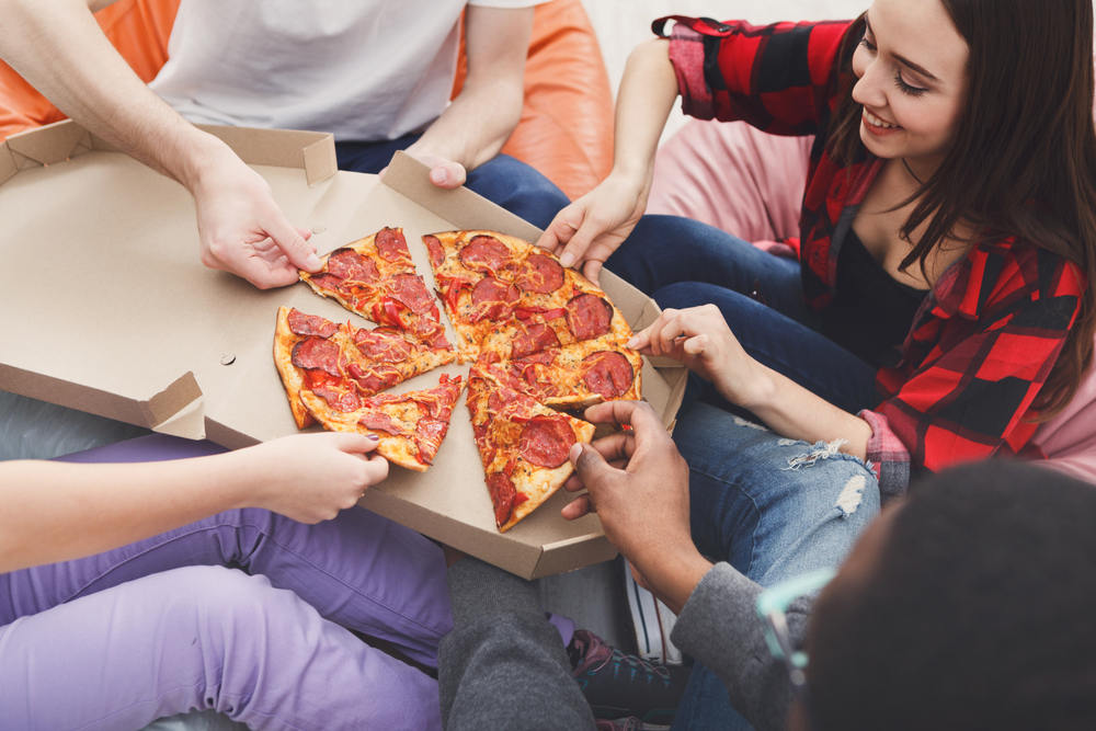 Pizza,Delivery.,Happy,People,Eating,Lunch,At,Coworking,Office,During